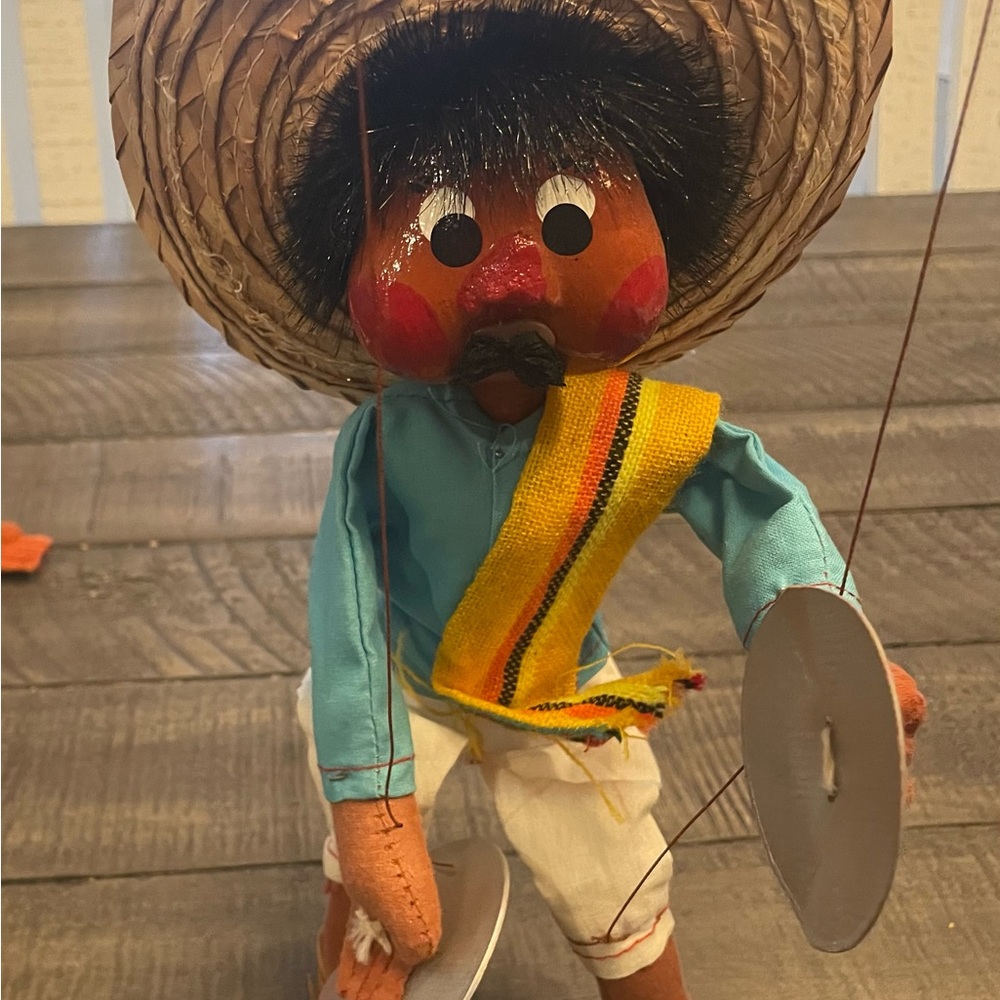 Vintage Marionette Mexican Puppet Set 13” puppet with strings 24” total. - Picture 5 of 6